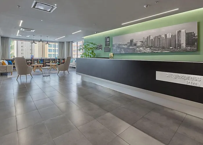Express By Marriott Ciudad De Santa Fe Apartahotel