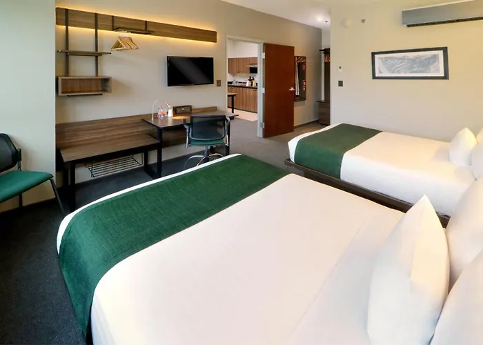 Apartahotel Express By Marriott Ciudad De Santa Fe